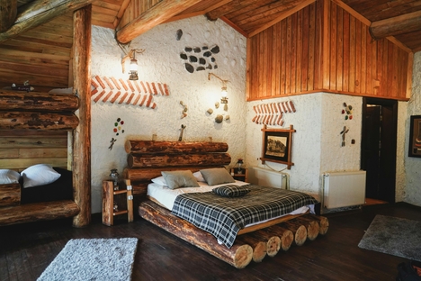 Airbnb vs Hotels: 7 Key Differences to Find the Best Fit for Your Travel Style